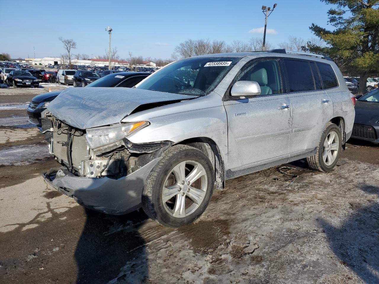 2011 TOYOTA HIGHLANDER