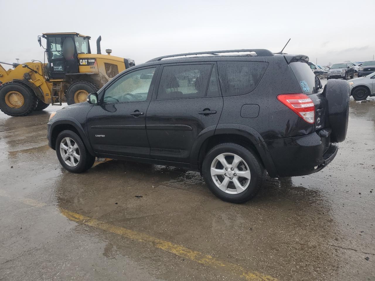 2011 TOYOTA RAV4 LIMIT - Фото 2