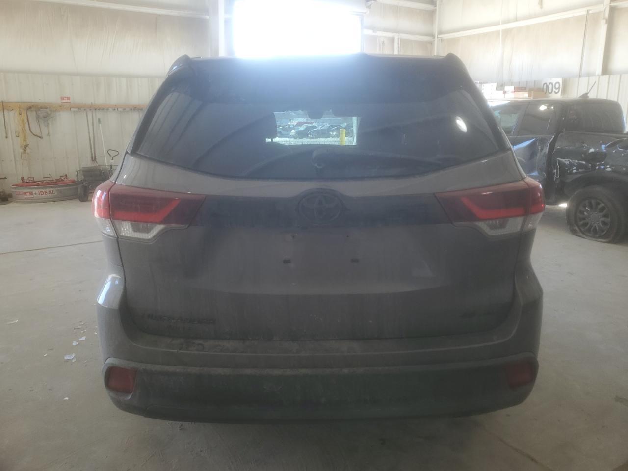 2019 TOYOTA HIGHLANDER - Фото 6