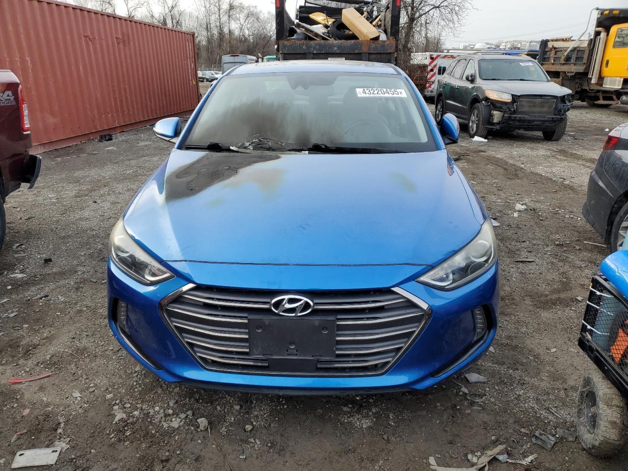 2017 HYUNDAI ELANTRA SE - Фото 5