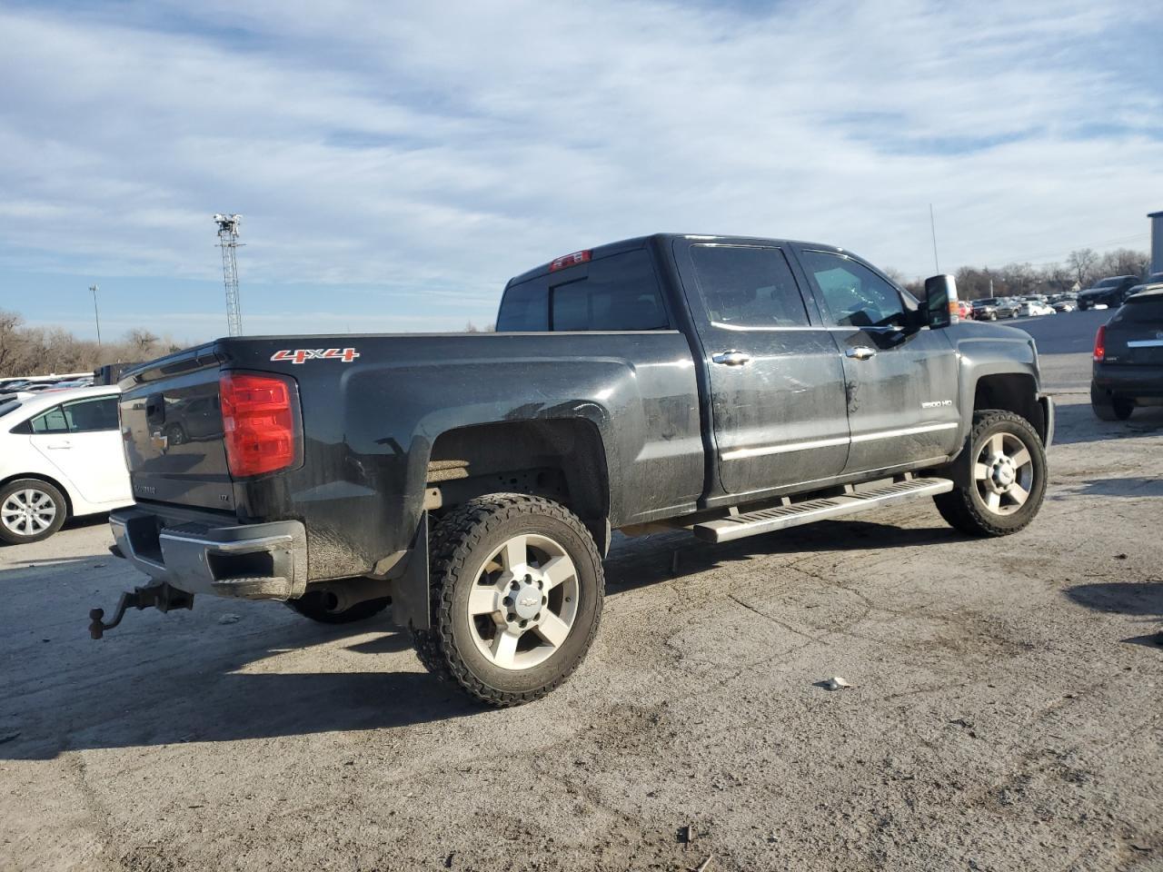 2016 CHEVROLET SILVERADO - Фото 3
