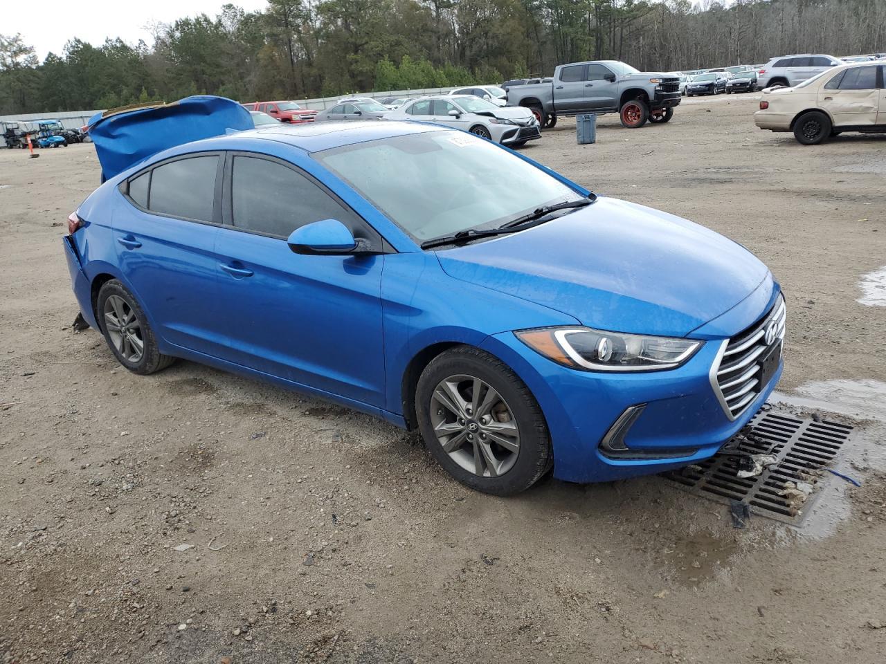 2017 HYUNDAI ELANTRA SE - Image 4