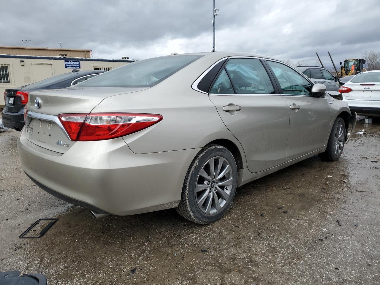2016 TOYOTA CAMRY HYBR - Фото 3