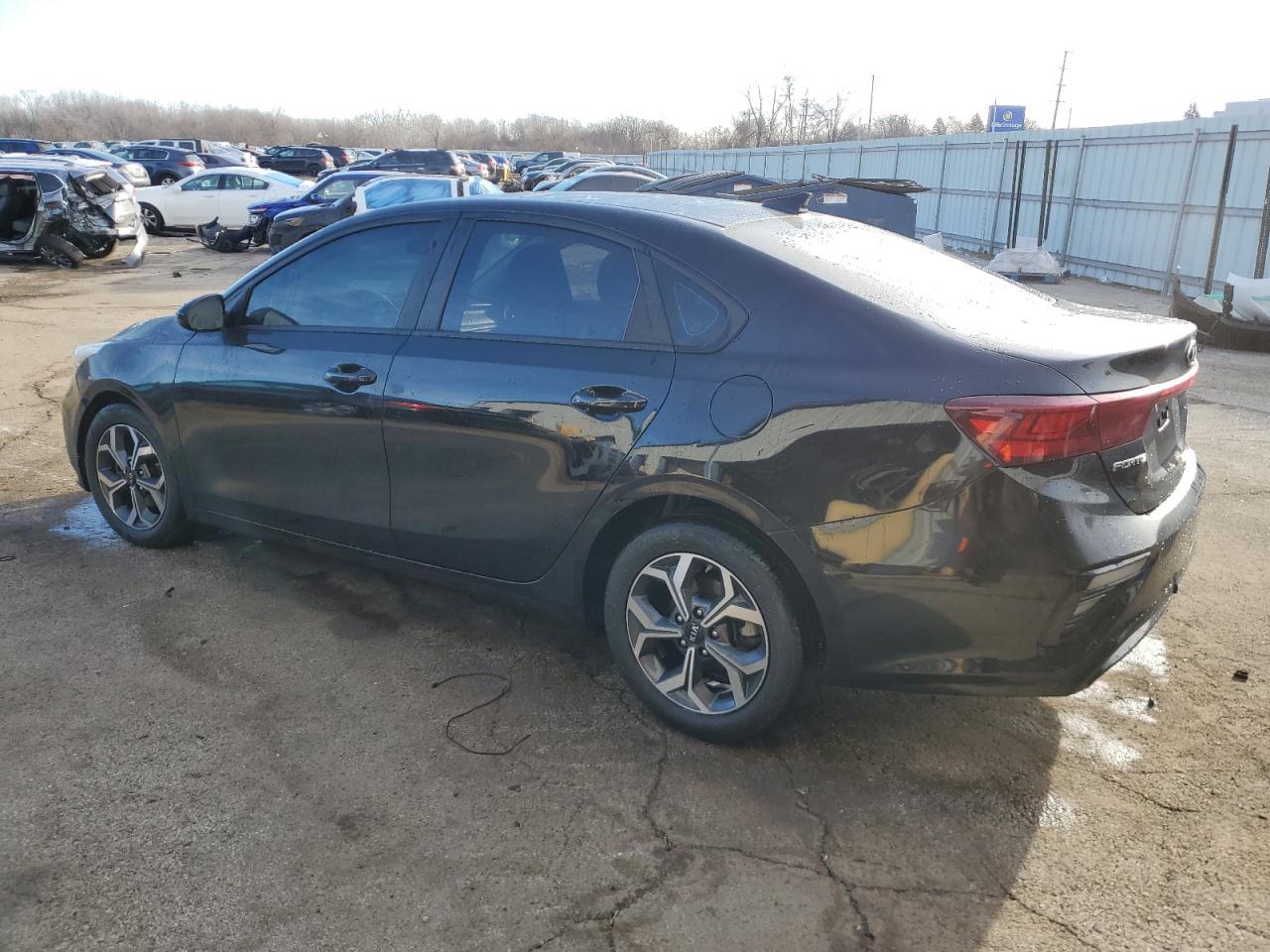 2021 KIA FORTE FE - Фото 2