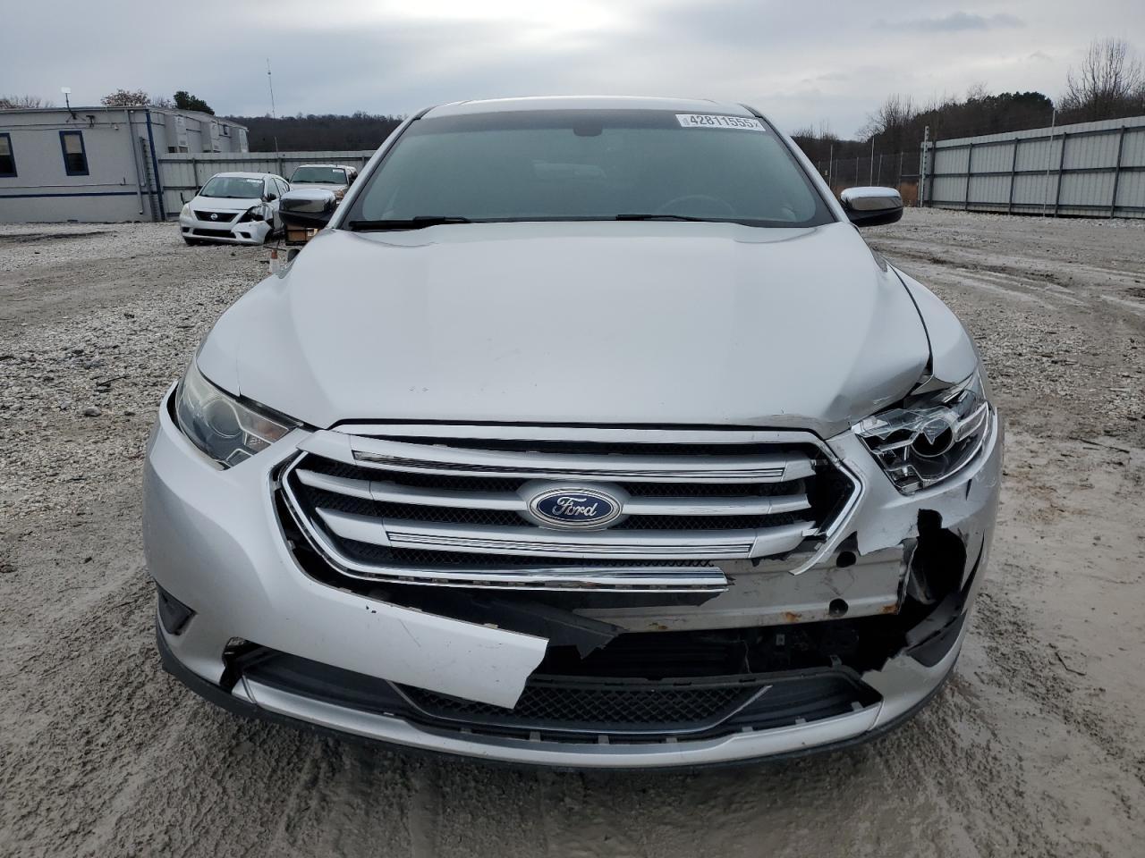 2013 FORD TAURUS LIM - Image 5