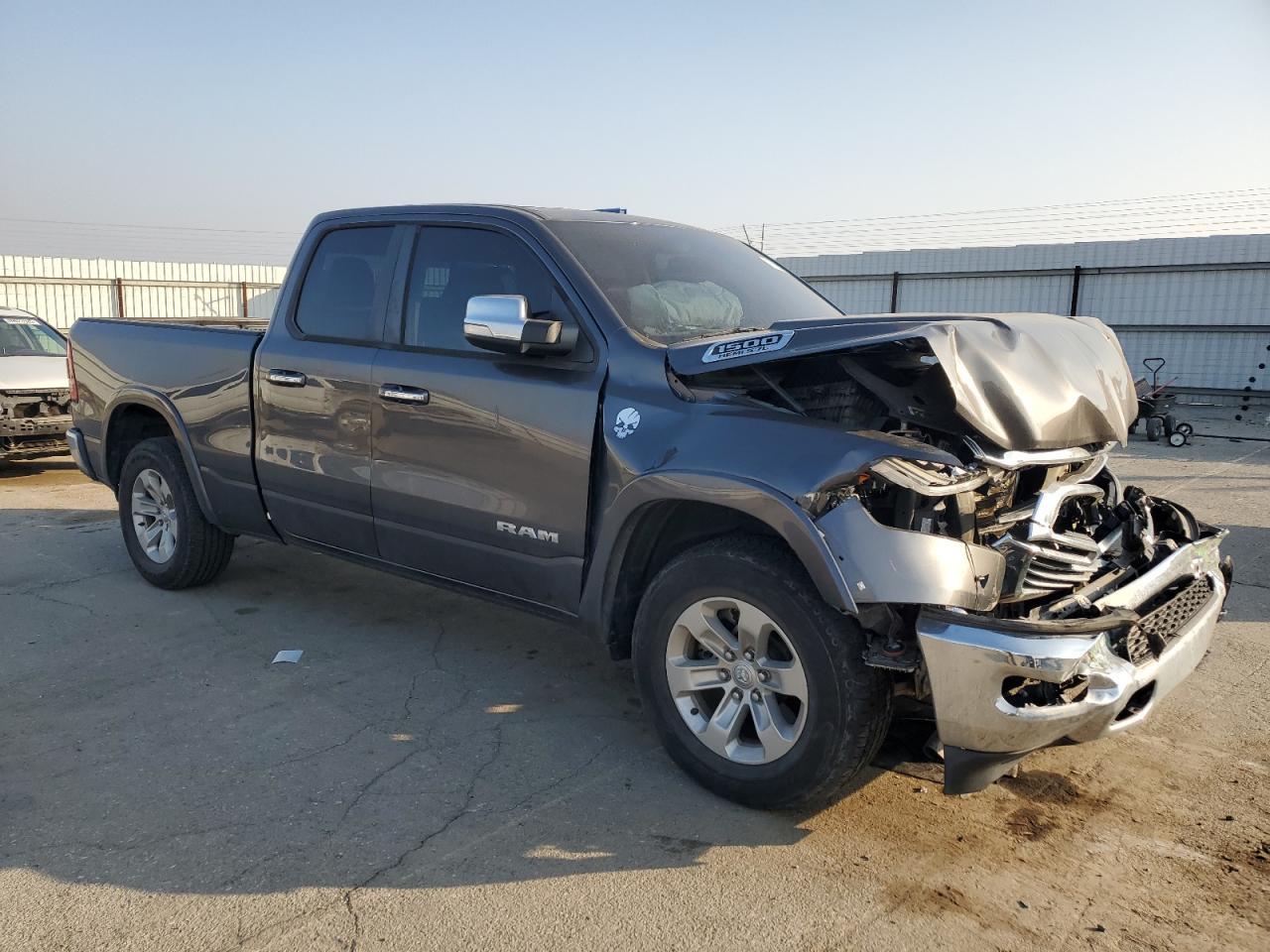 2019 RAM 1500 LARAM - Фото 4