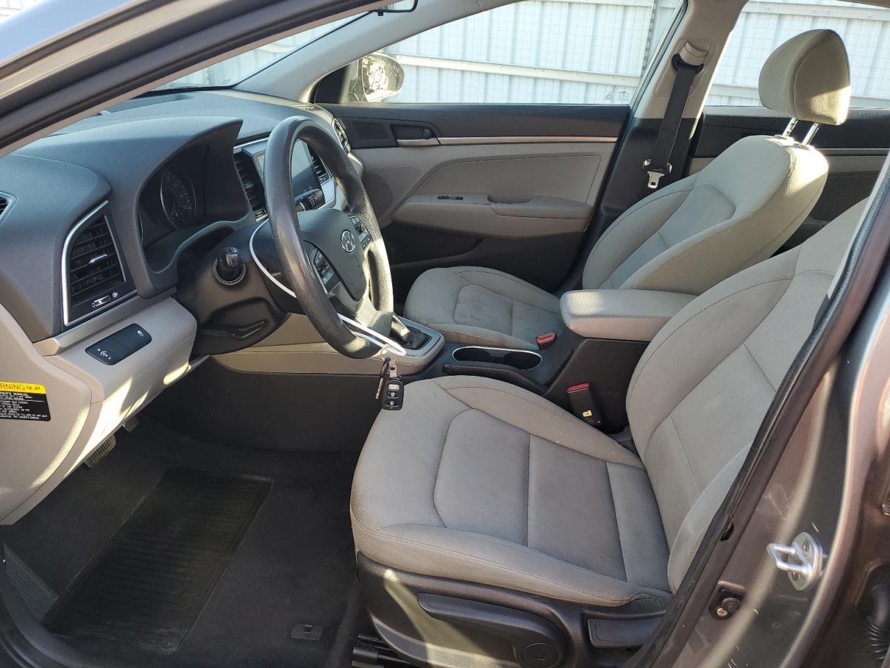 2017 HYUNDAI ELANTRA SE - Image 7