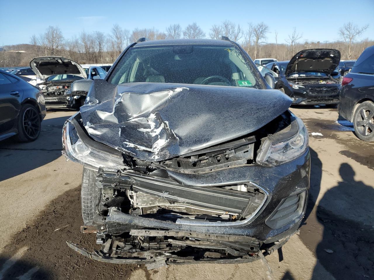 2018 CHEVROLET TRAX 1LT - Image 5