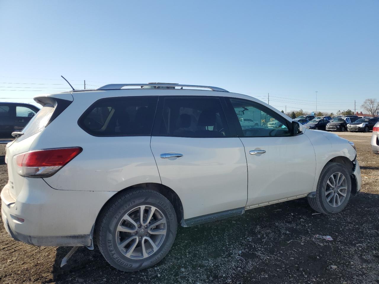 2013 NISSAN PATHFINDER - Фото 3