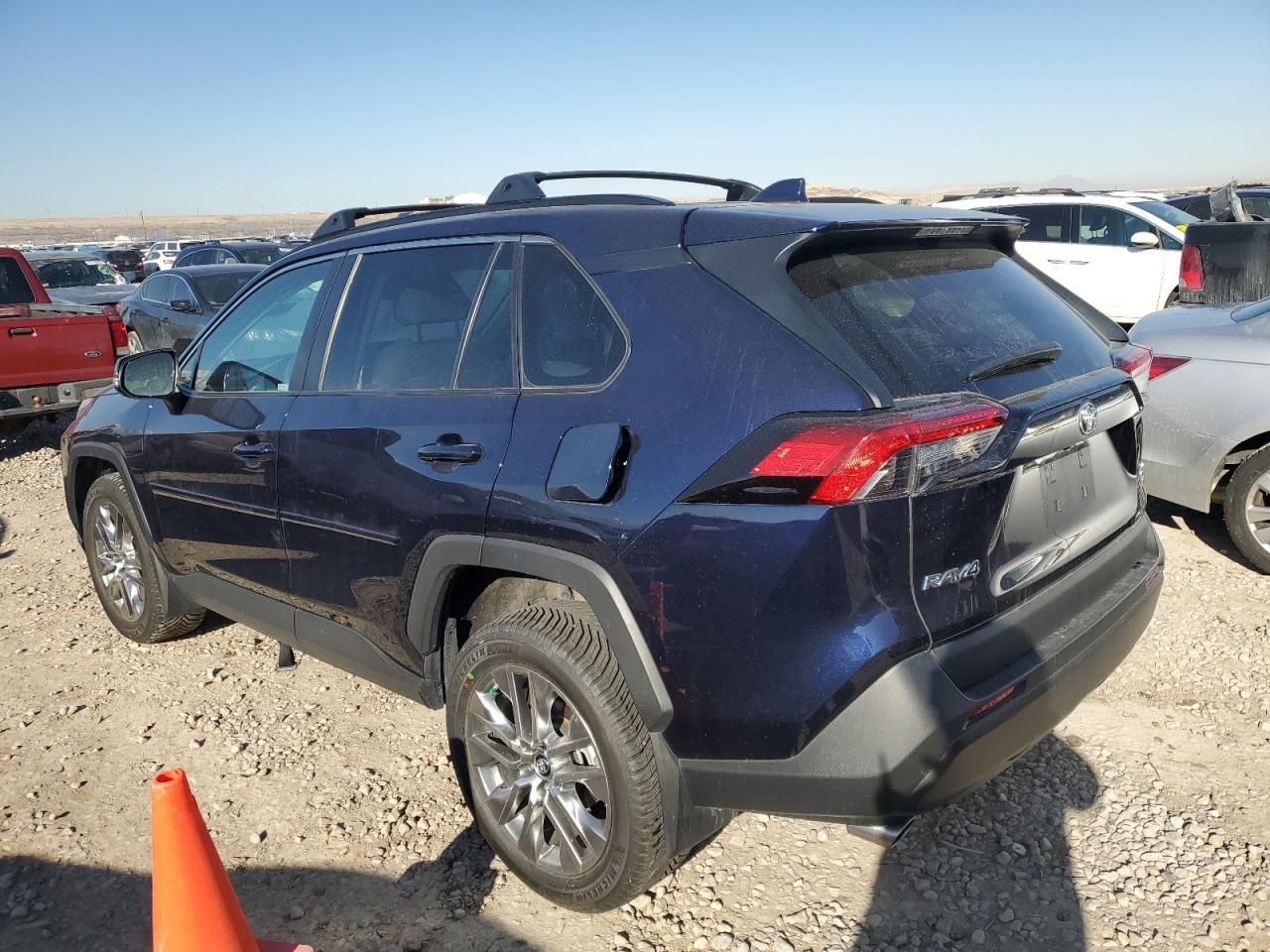 2019 TOYOTA RAV4 XLE P - Image 2