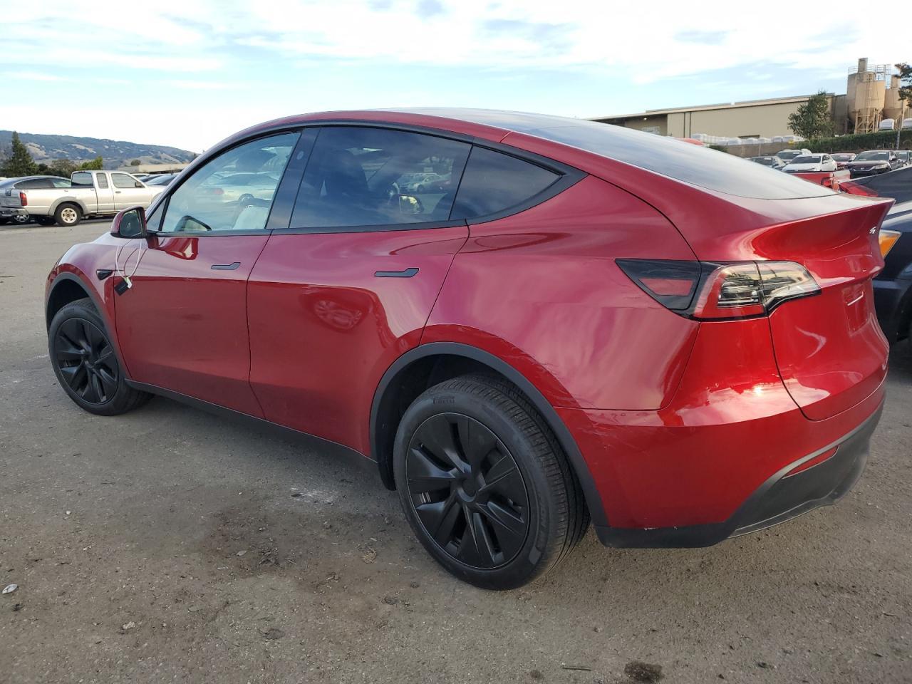 2025 TESLA MODEL Y - Image 2