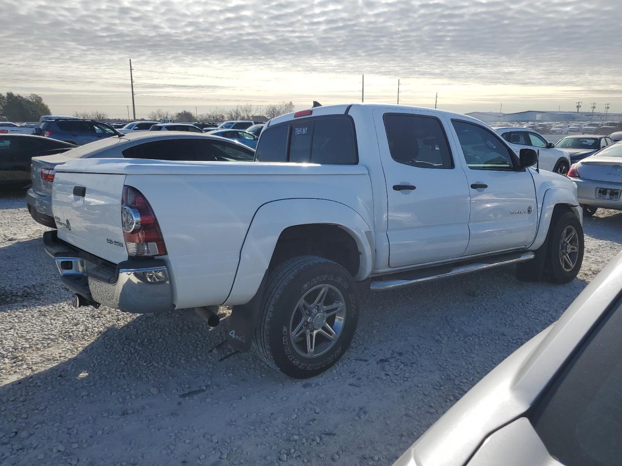2014 TOYOTA TACOMA DOU - Фото 3