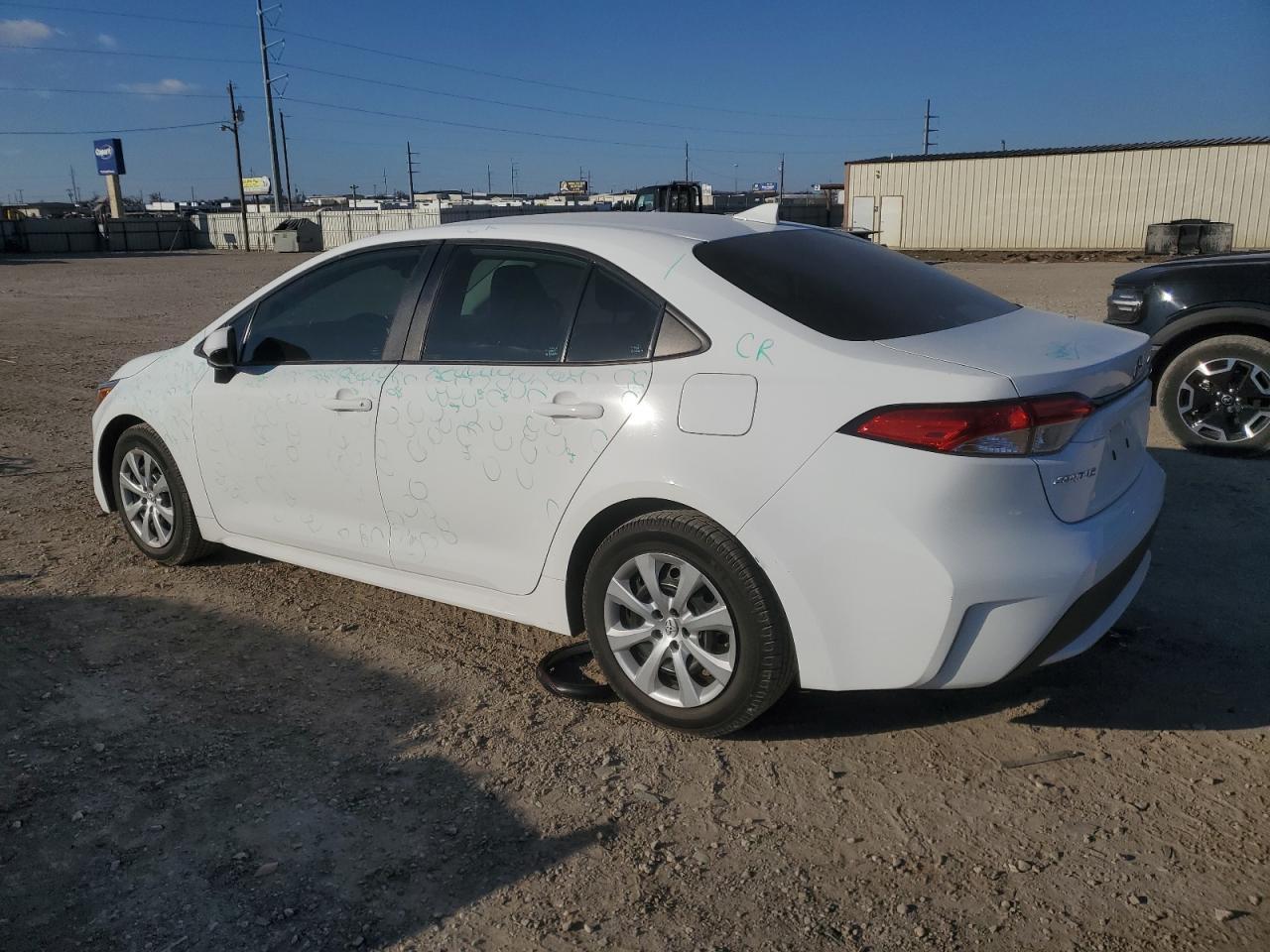 2020 TOYOTA COROLLA LE - Image 2