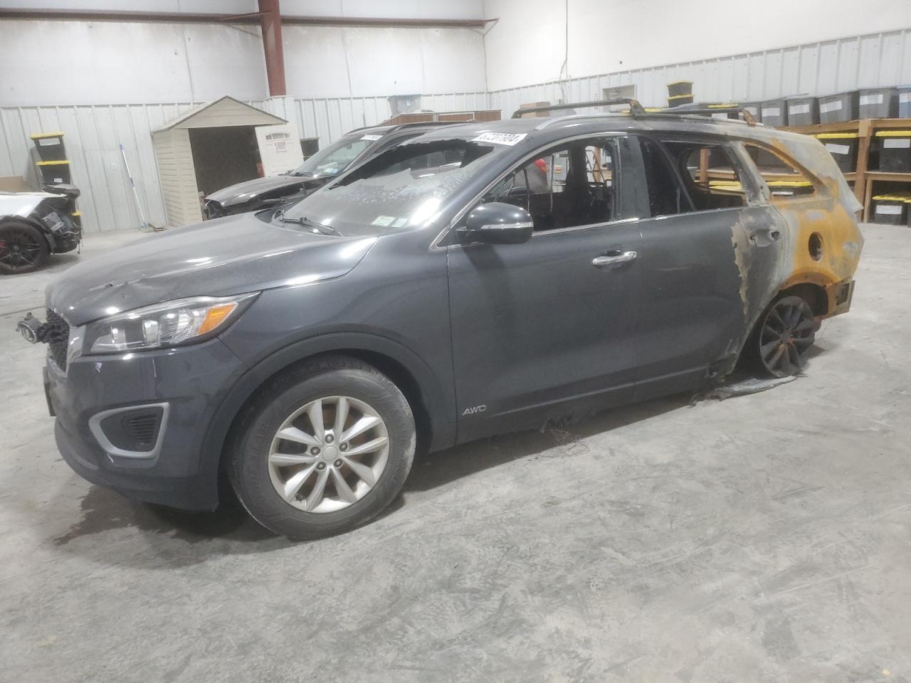 2017 KIA SORENTO LX