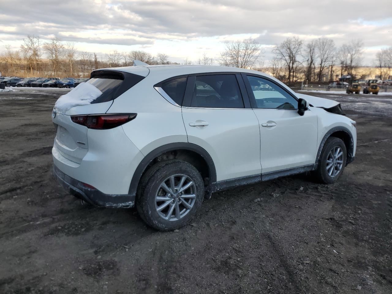 2023 MAZDA CX-5 PREFE - Image 3