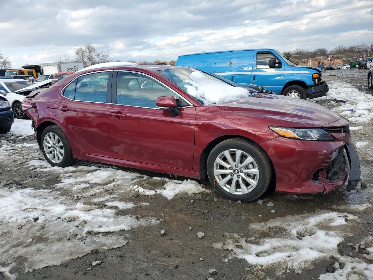 2020 TOYOTA CAMRY LE - Фото 4