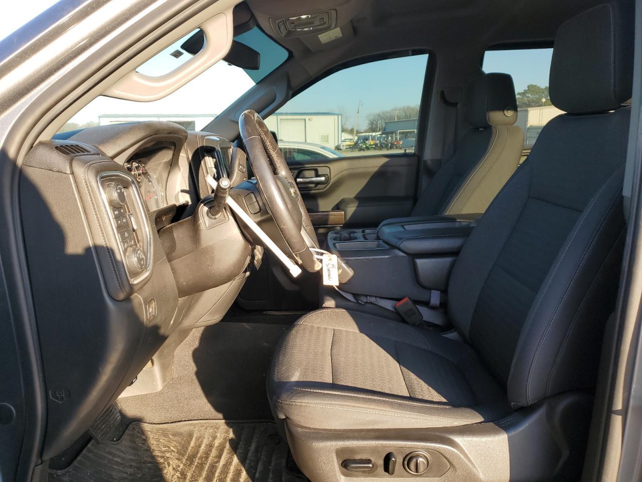2019 CHEVROLET SILVERADO - Image 7