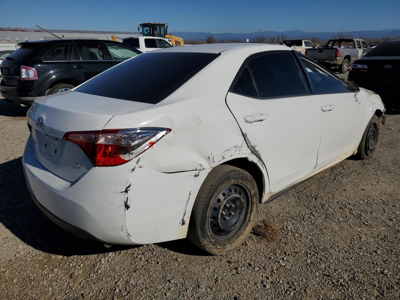 2018 TOYOTA COROLLA L - Фото 3