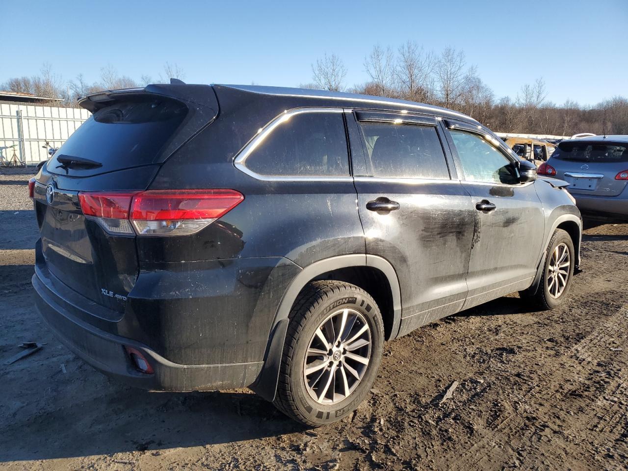 2018 TOYOTA HIGHLANDER - Фото 3