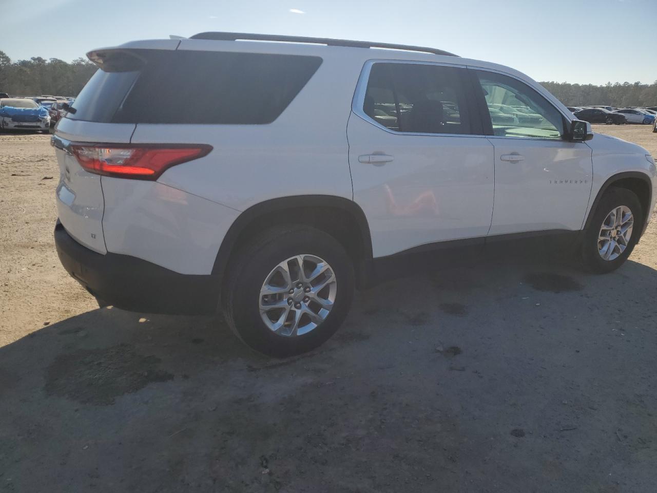 2020 CHEVROLET TRAVERSE L - Фото 3