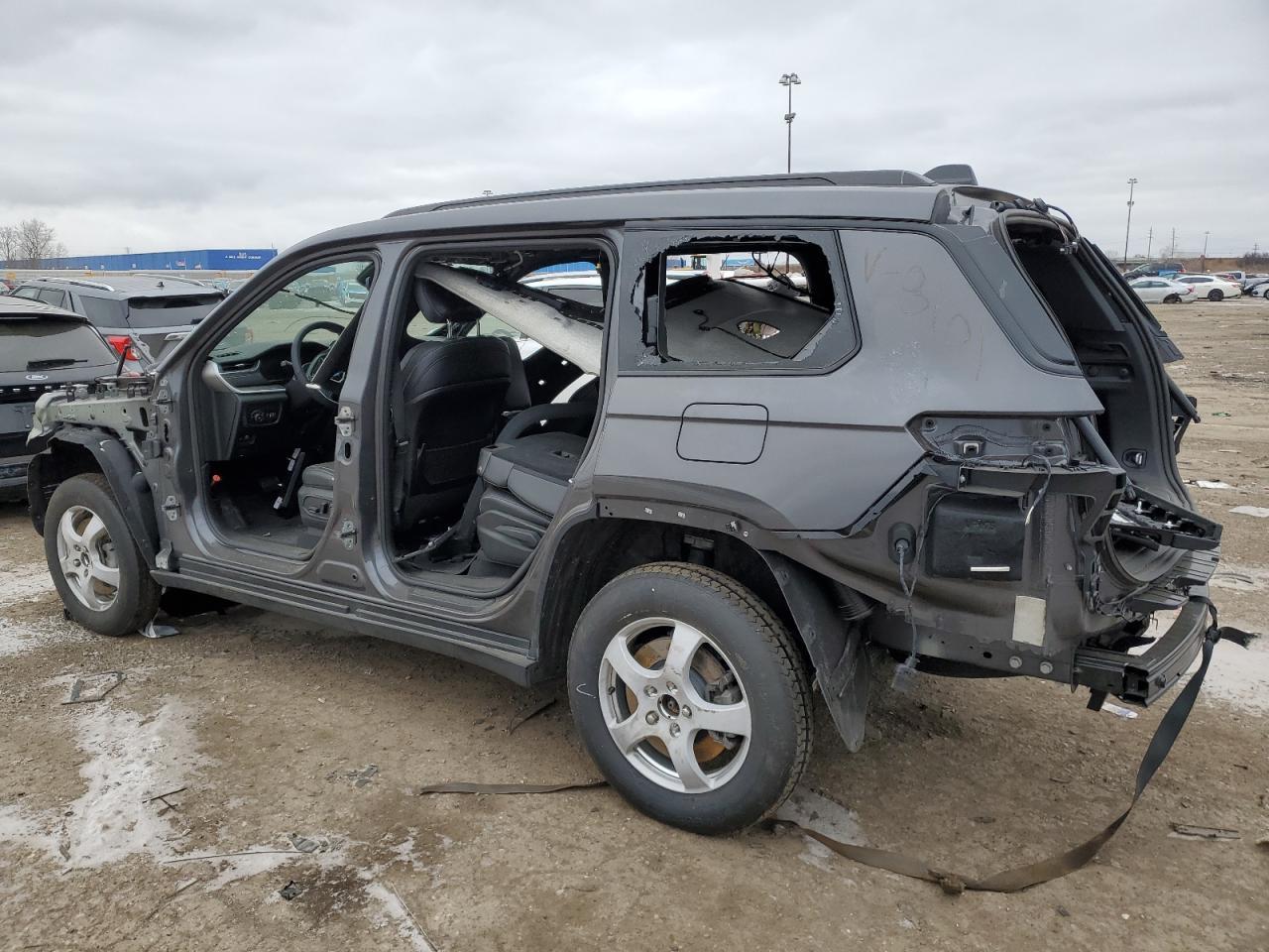 2024 JEEP GRAND CHER - Image 2