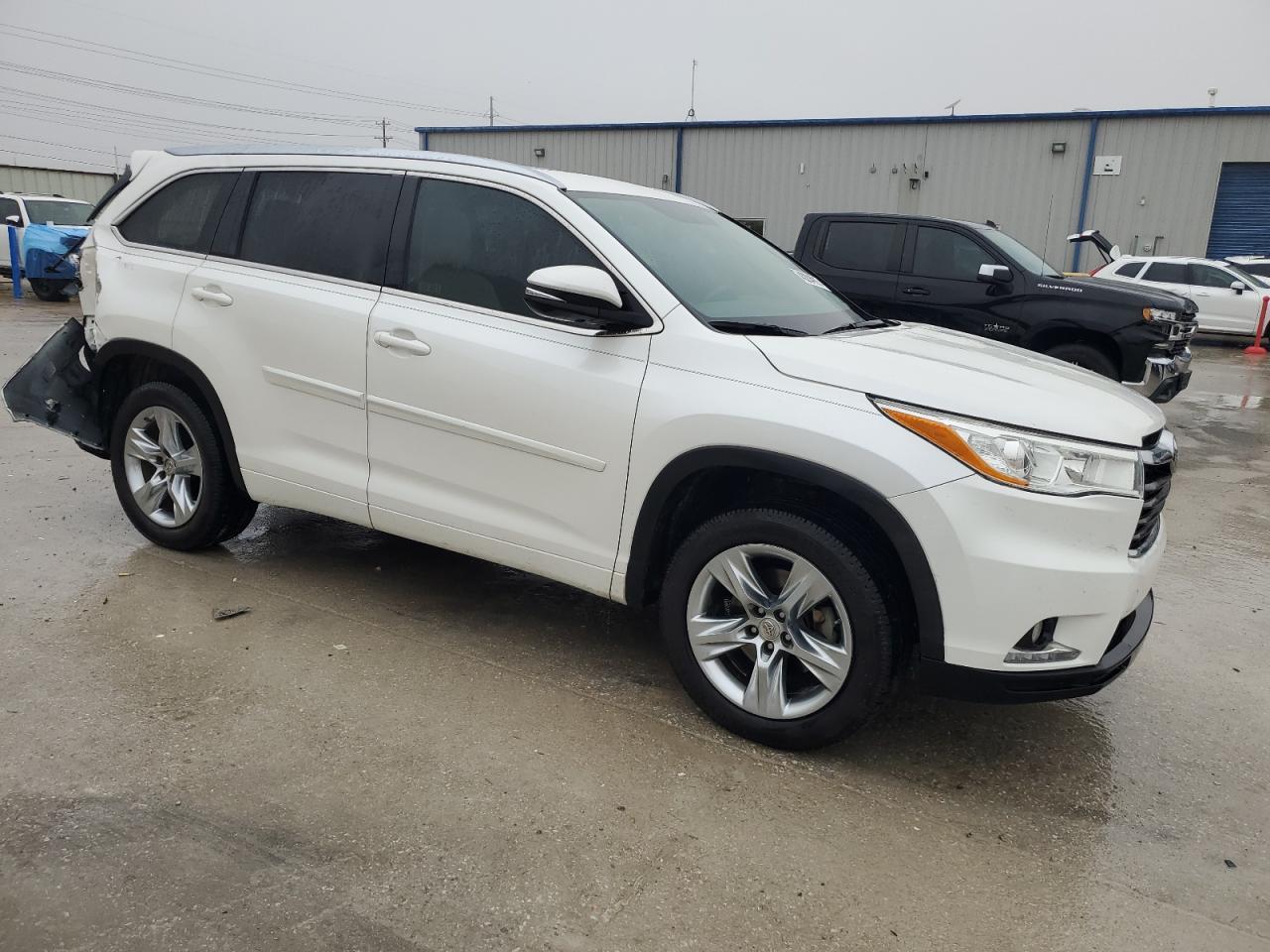 2015 TOYOTA HIGHLANDER - Фото 4