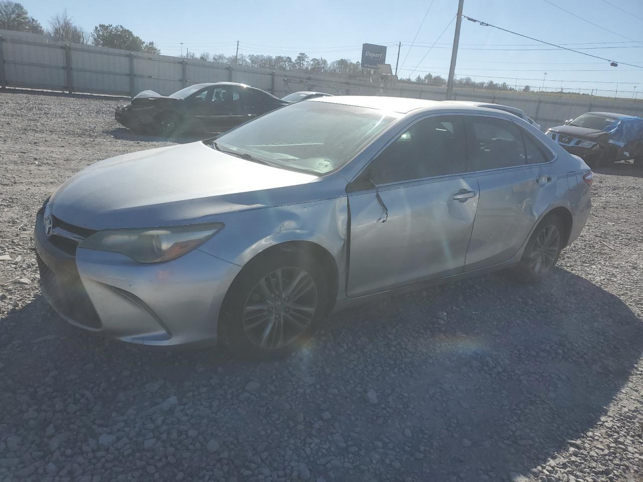 2015 TOYOTA CAMRY LE