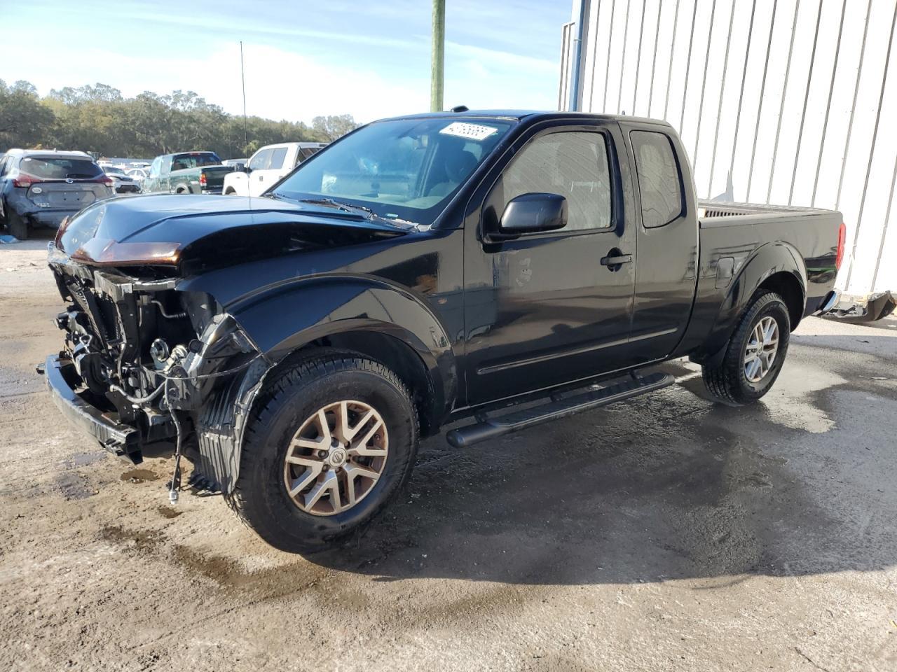 2016 NISSAN FRONTIER S