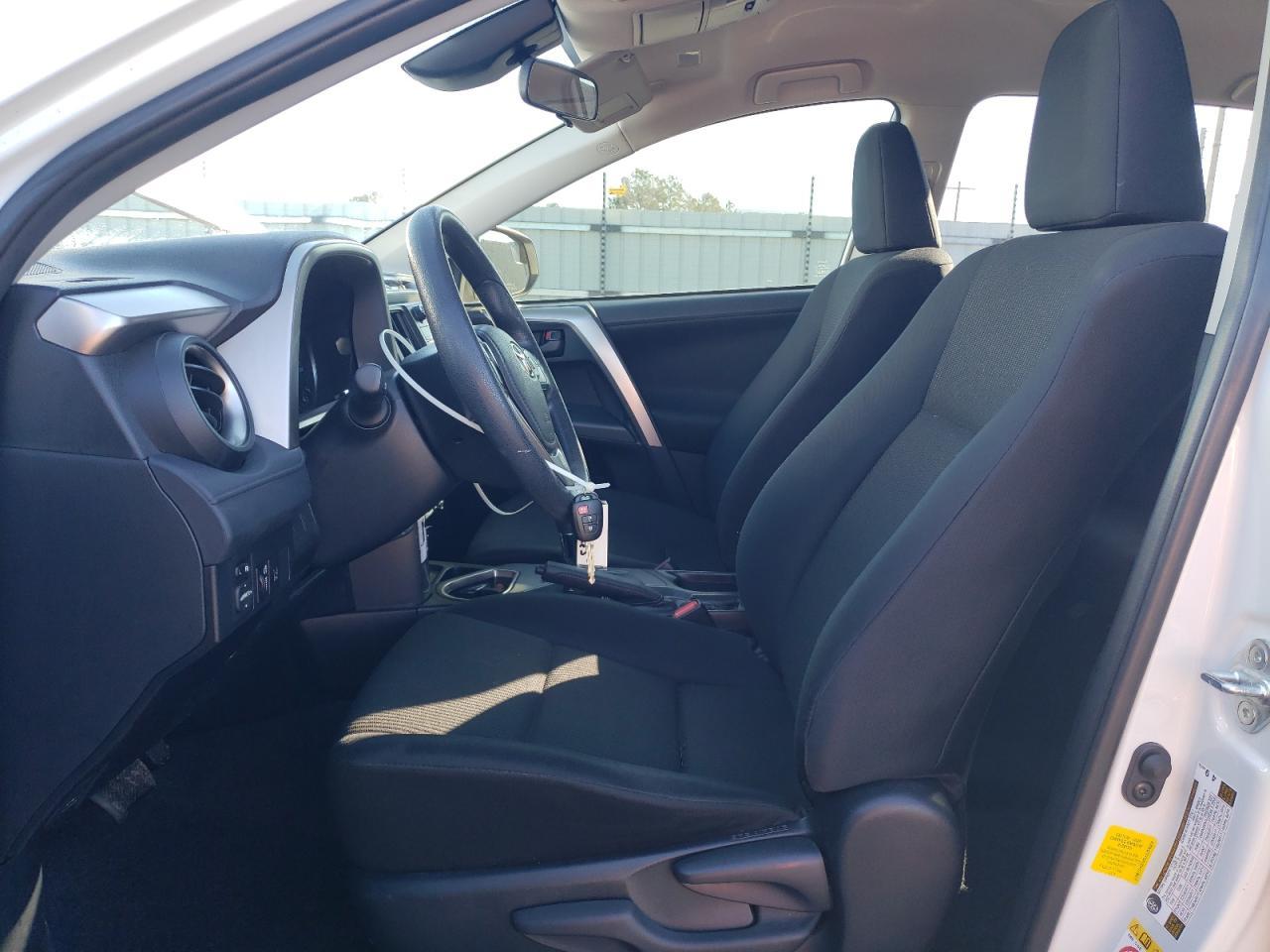 2018 TOYOTA RAV4 LE - Image 7
