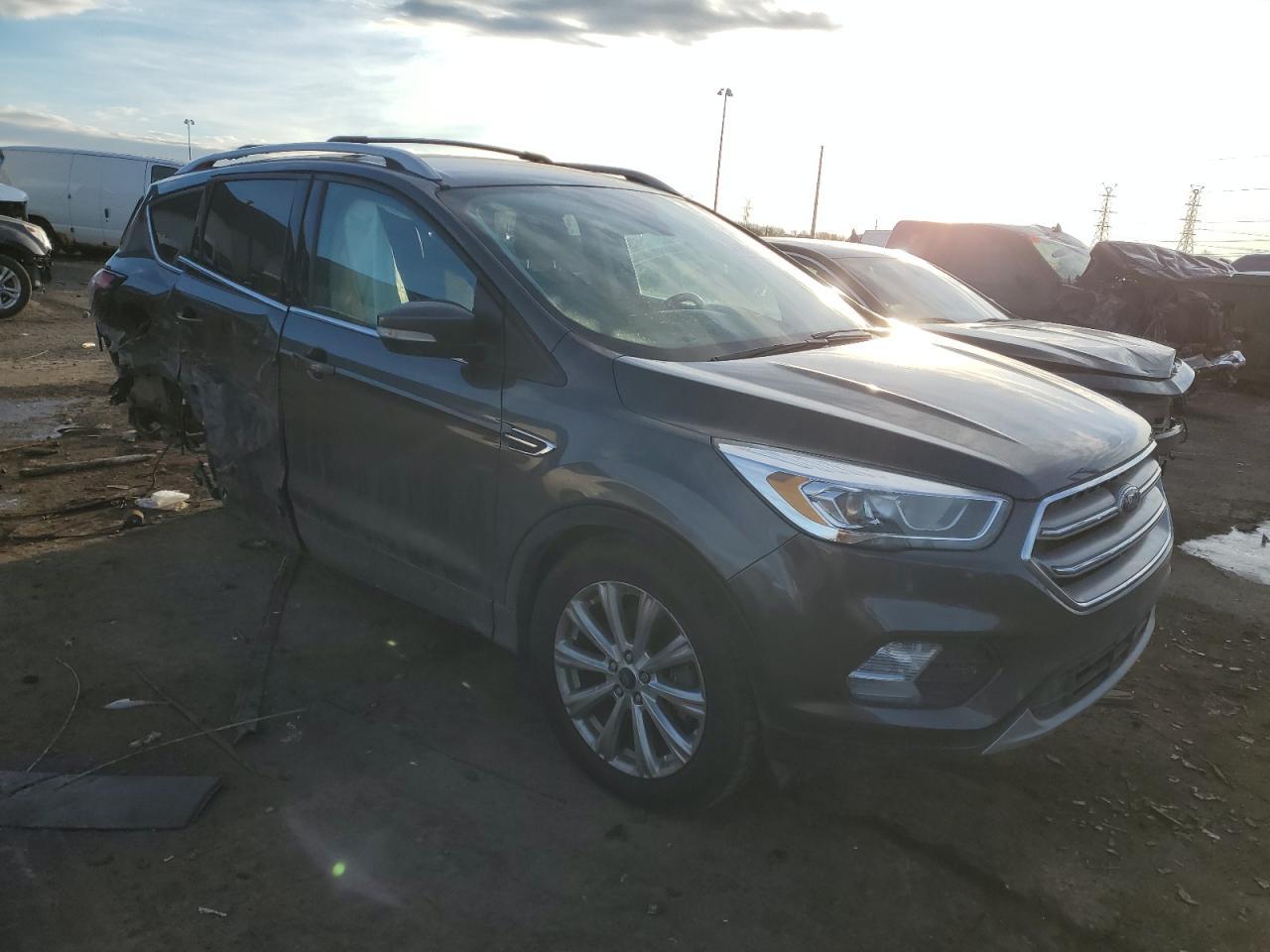 2017 FORD ESCAPE TIT - Image 4