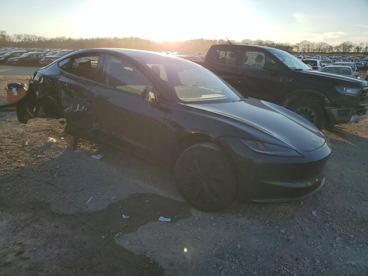 2024 TESLA MODEL 3 - Image 4