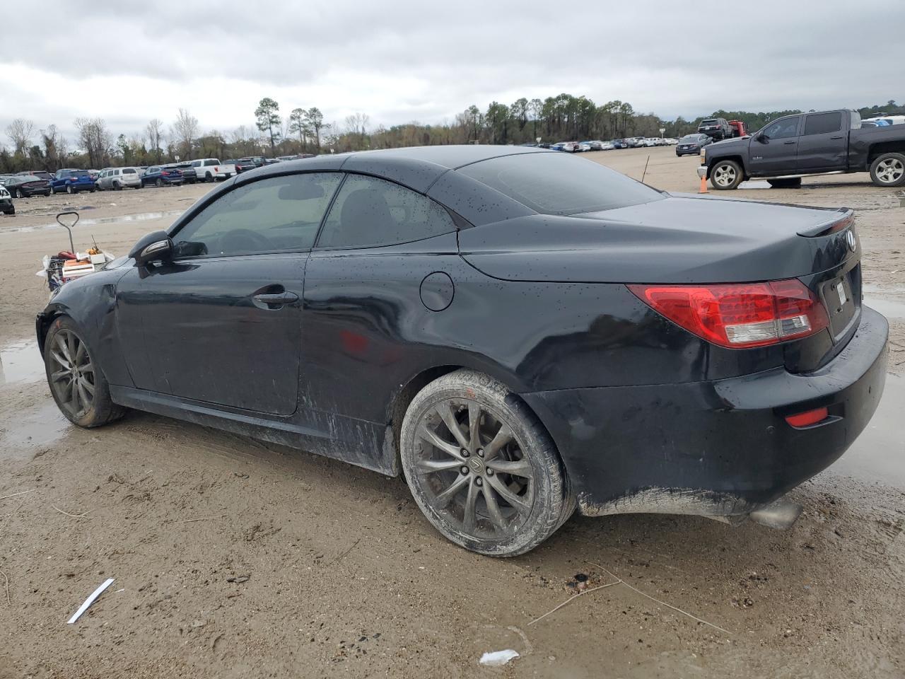 2014 LEXUS IS 250 - Image 2