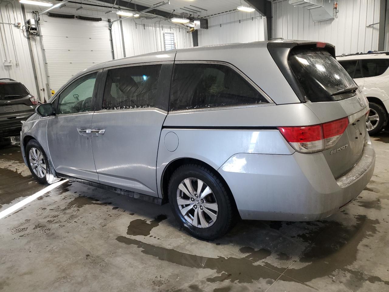 2016 HONDA ODYSSEY EX - Image 2
