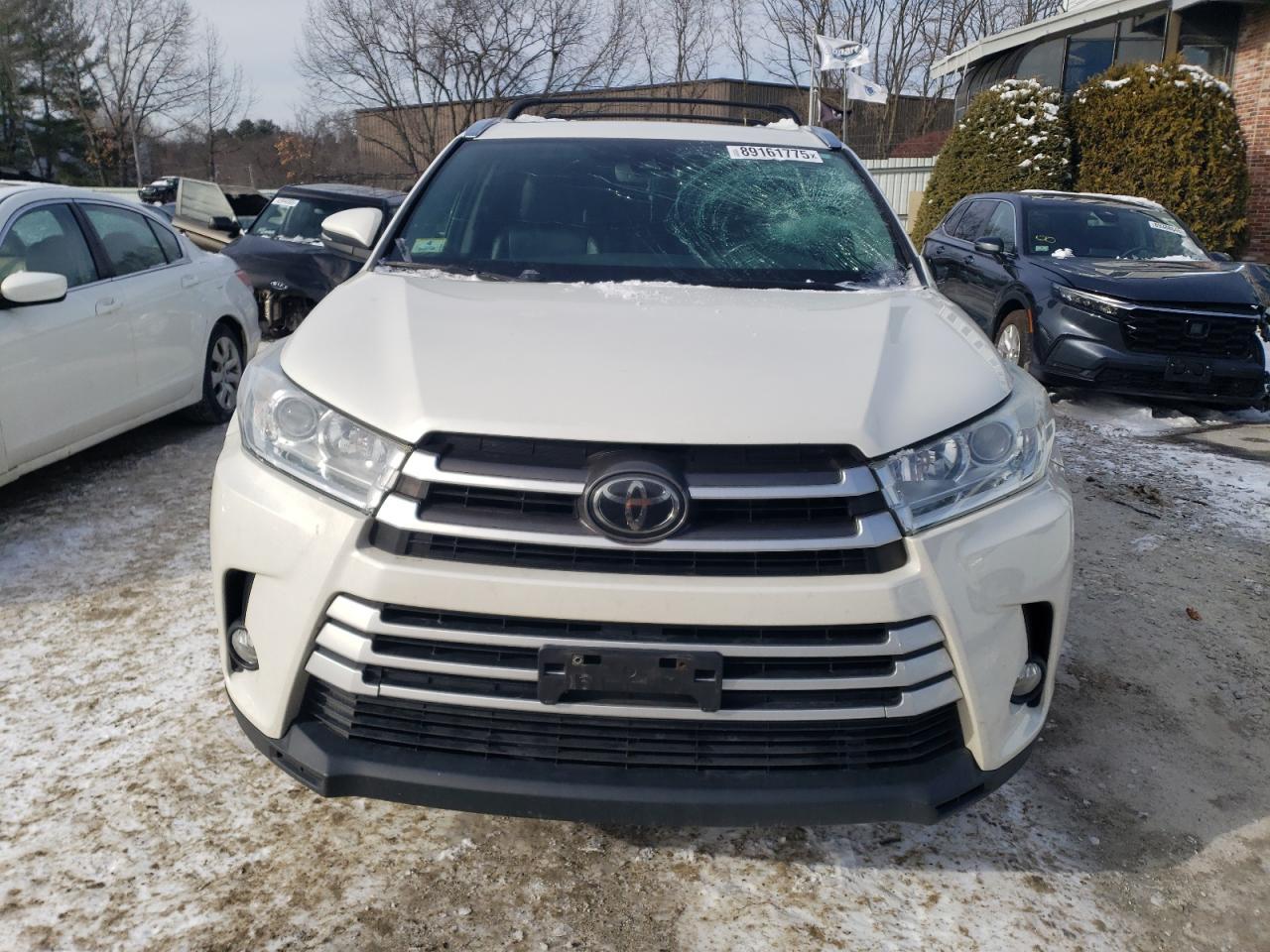 2018 TOYOTA HIGHLANDER - Фото 5