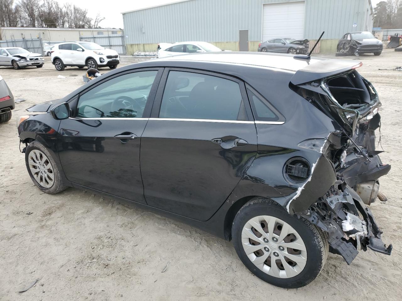2016 HYUNDAI ELANTRA GT - Фото 2