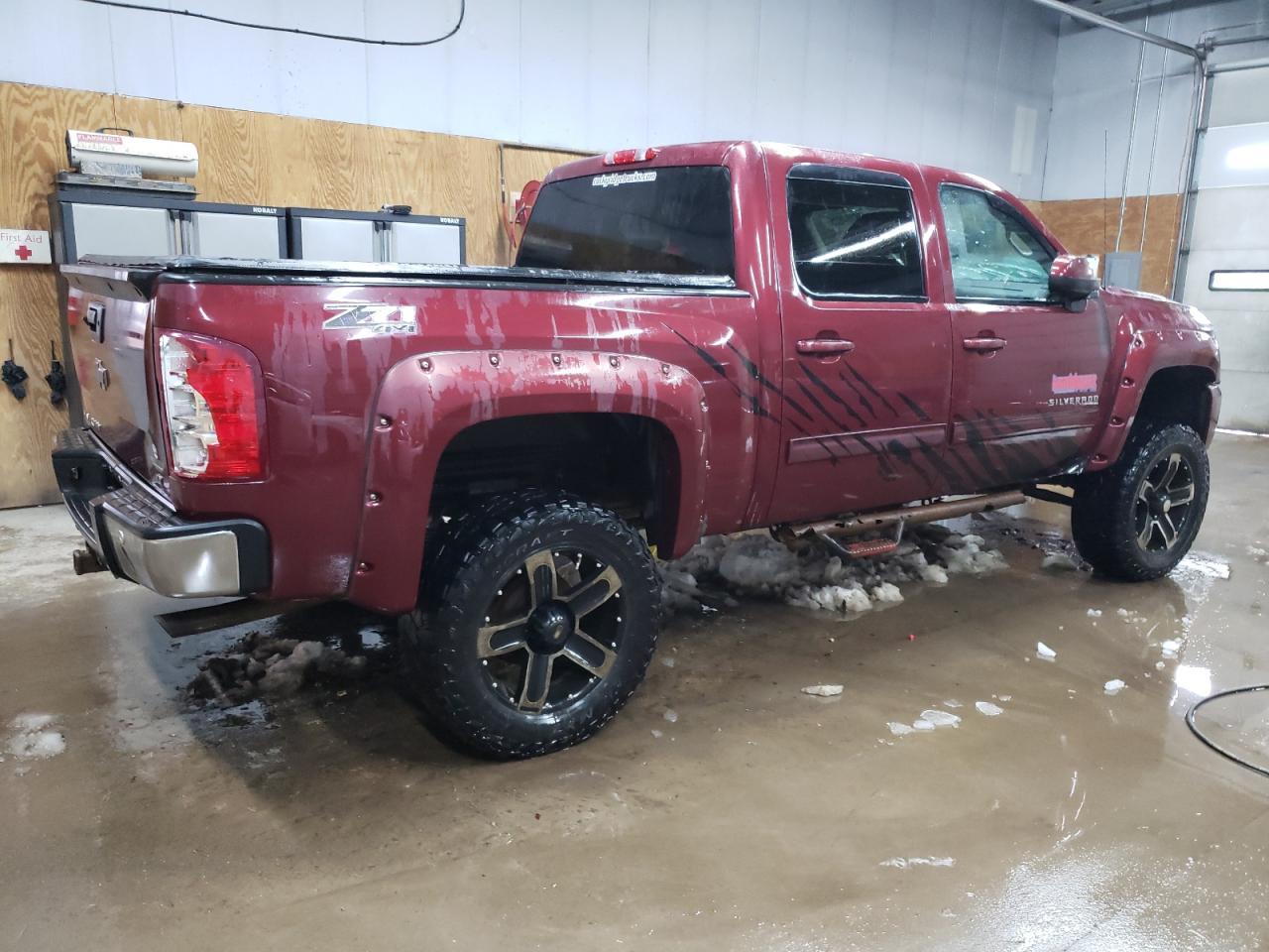 2013 CHEVROLET SILVERADO - Фото 3
