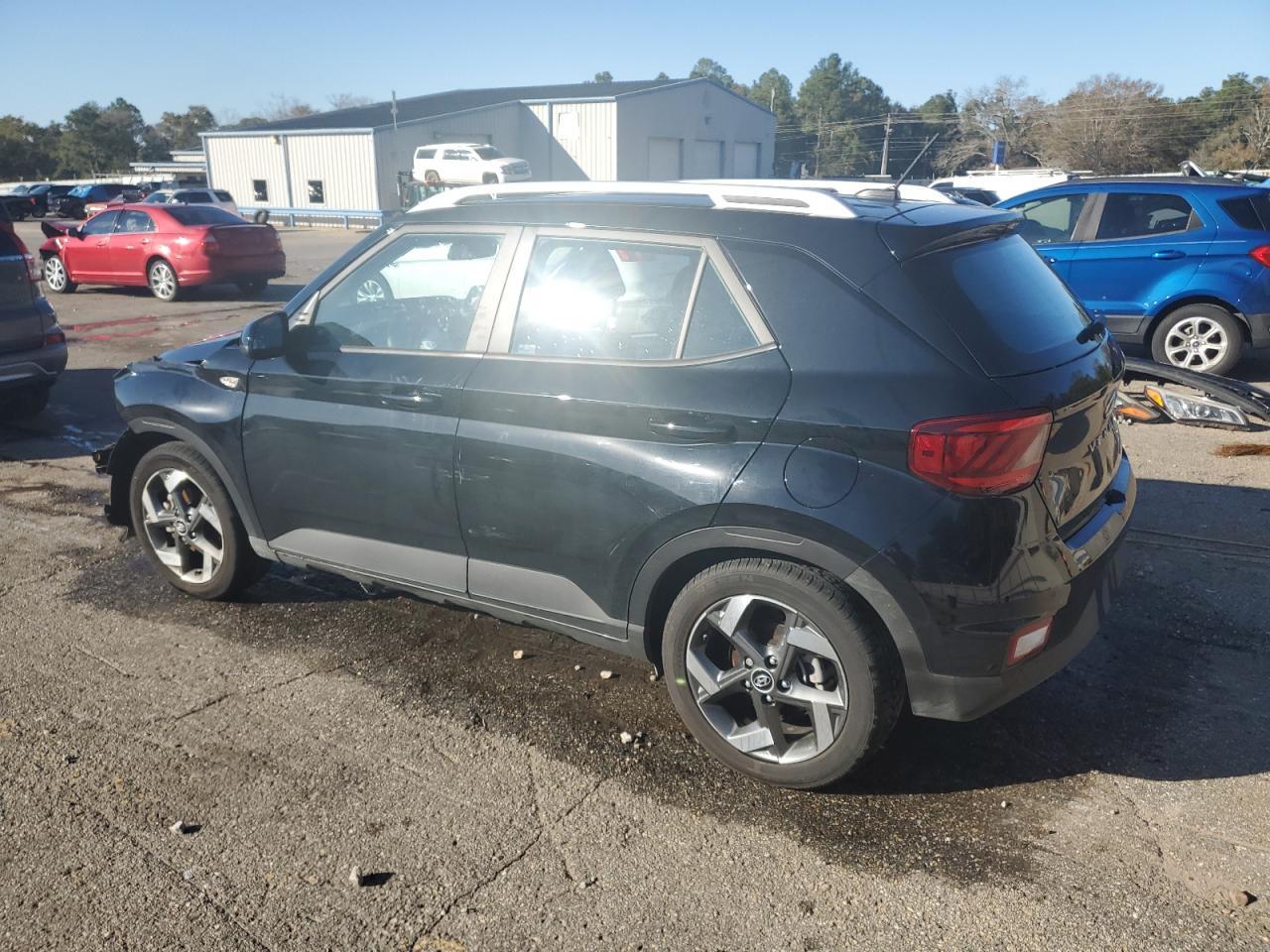 2023 HYUNDAI VENUE SEL - Image 2
