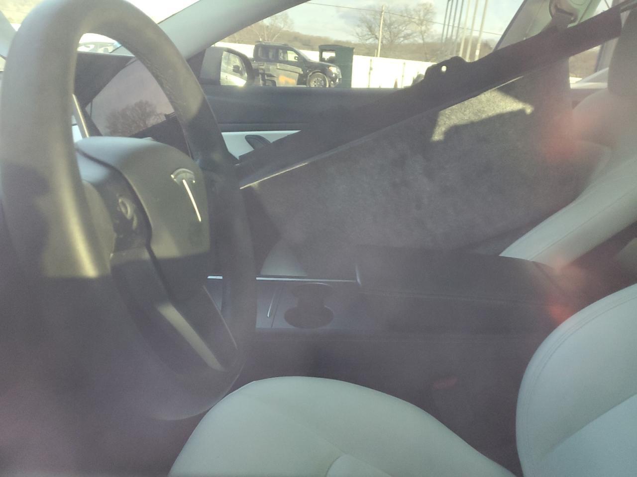 2021 TESLA MODEL 3 - Image 7
