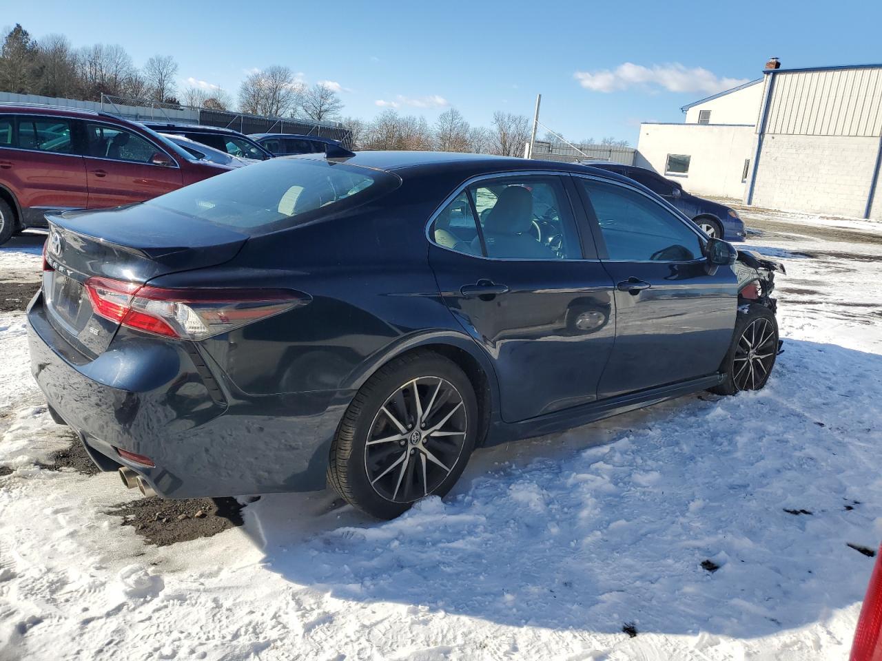 2021 TOYOTA CAMRY SE - Image 3
