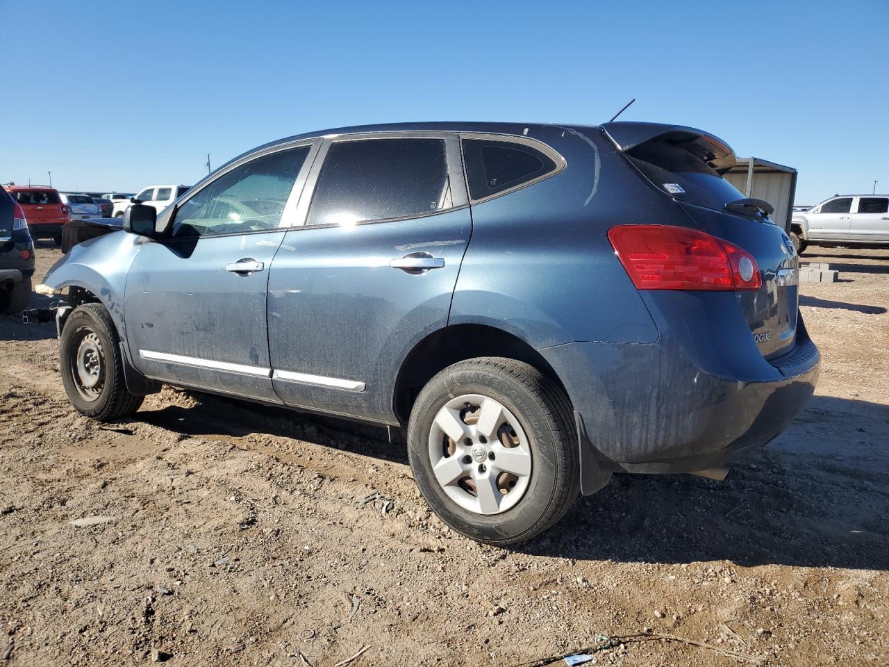 2013 NISSAN ROGUE S - Фото 2