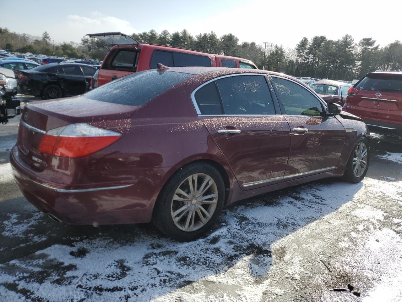 2011 HYUNDAI GENESIS 4. - Фото 3