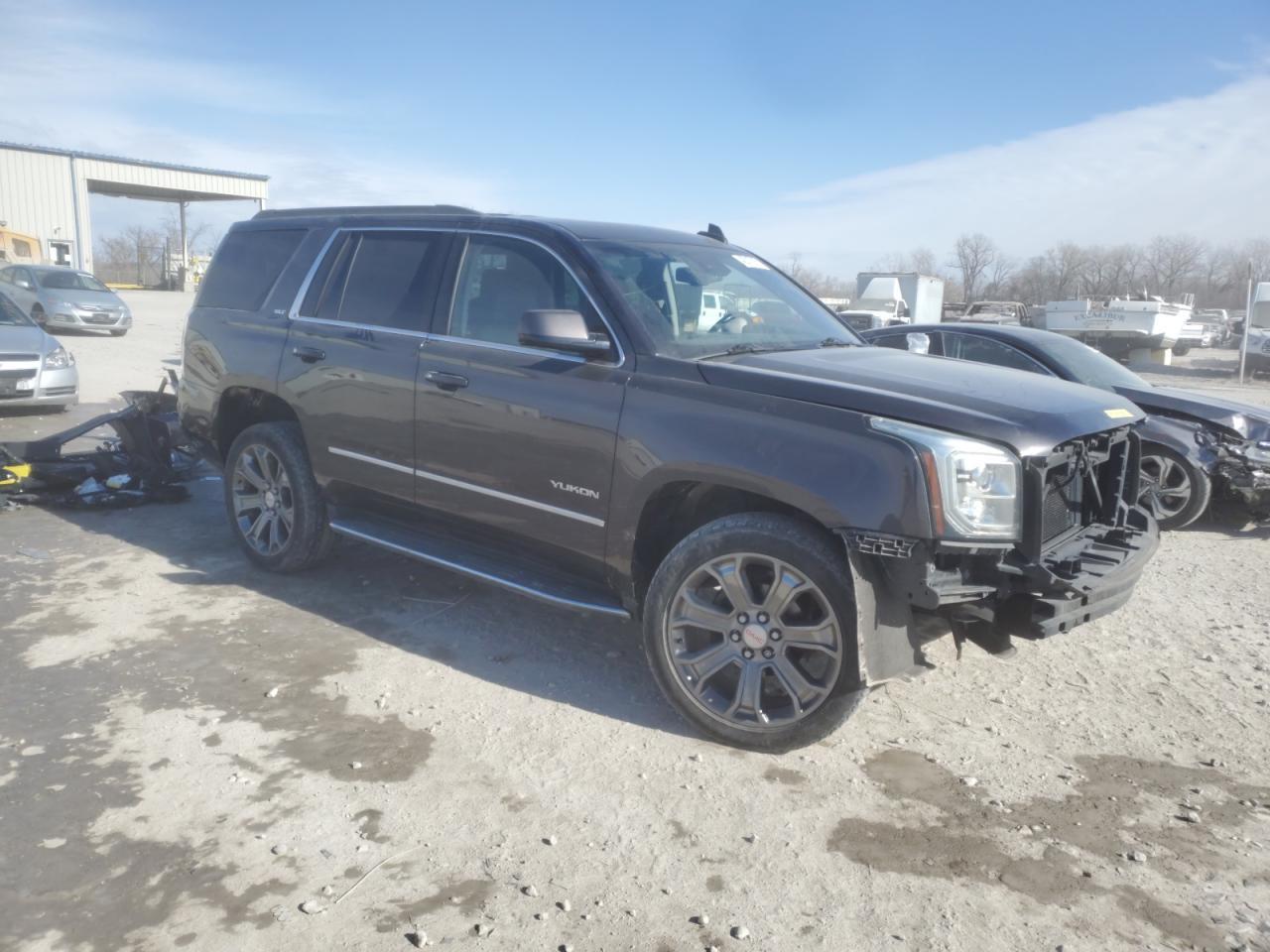 2016 GMC YUKON SLT - Фото 4
