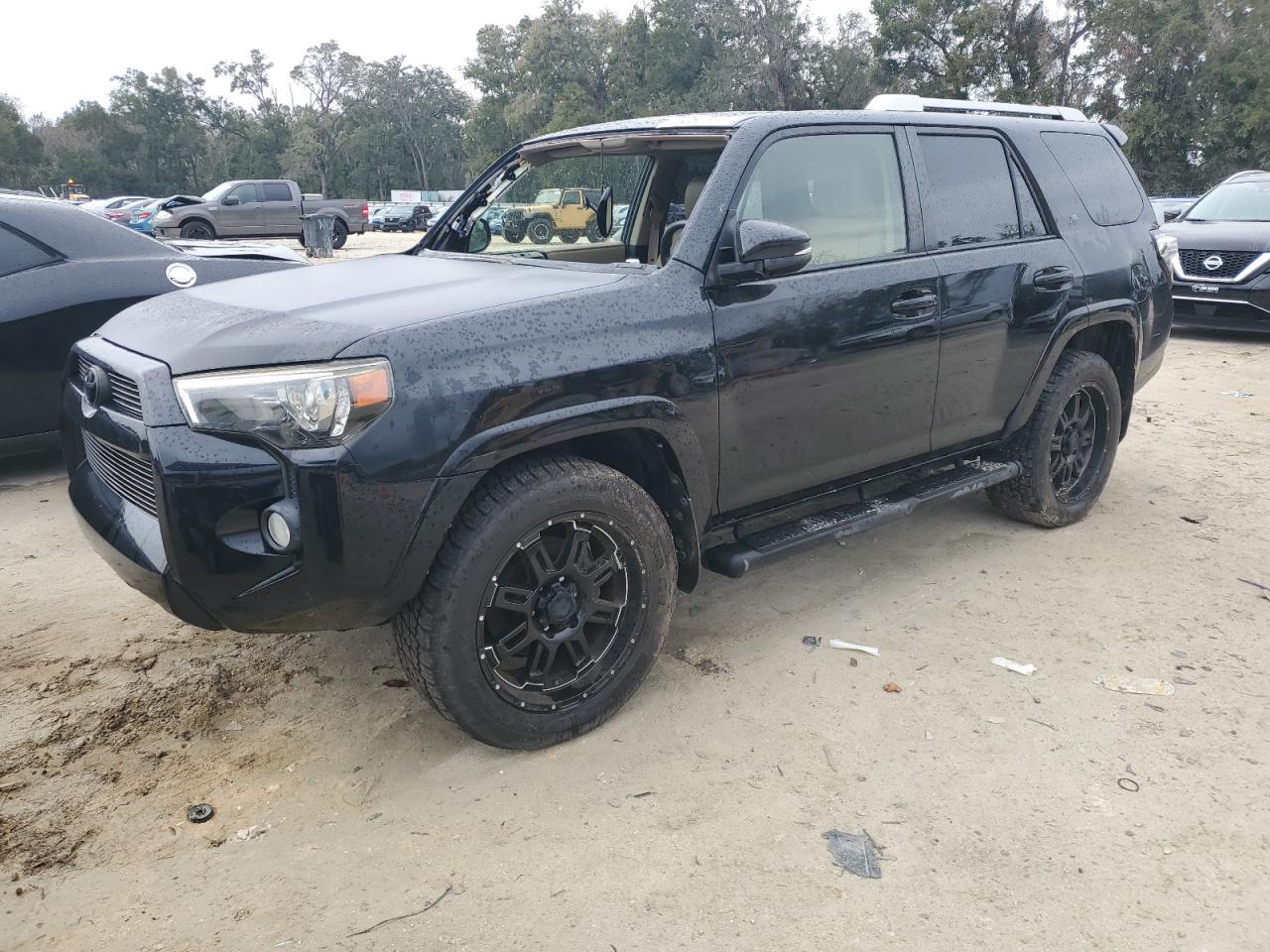 2016 TOYOTA 4RUNNER SR car image