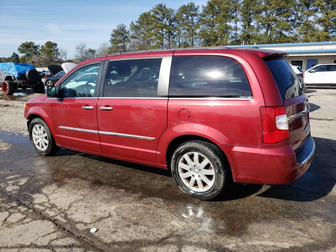 2014 CHRYSLER TOWN & COU - Image 2