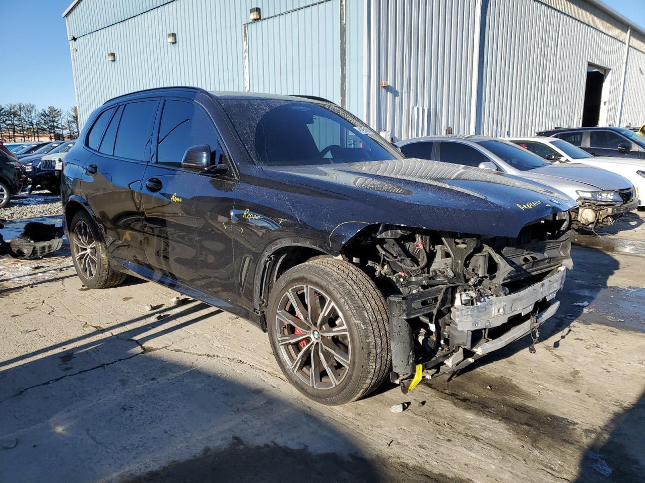 2022 BMW X5 XDRIVE4 - Фото 4