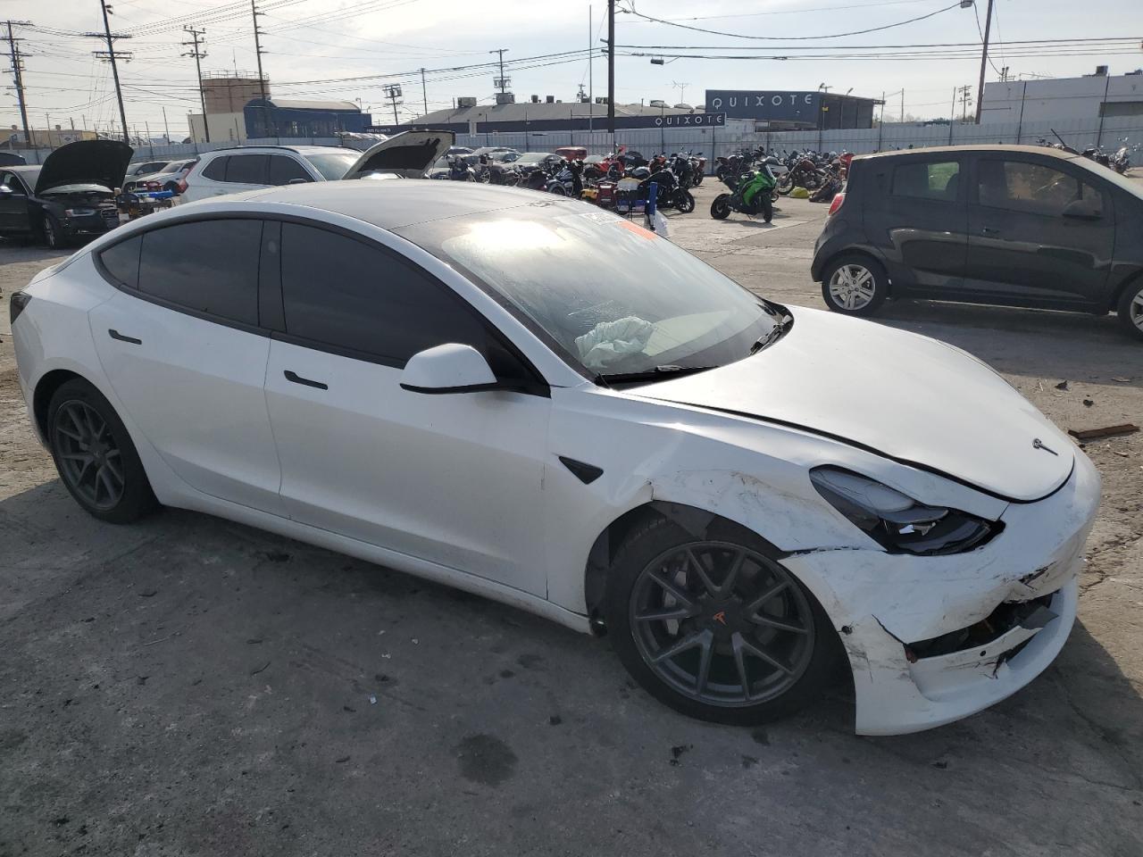 2022 TESLA MODEL 3 - Image 4