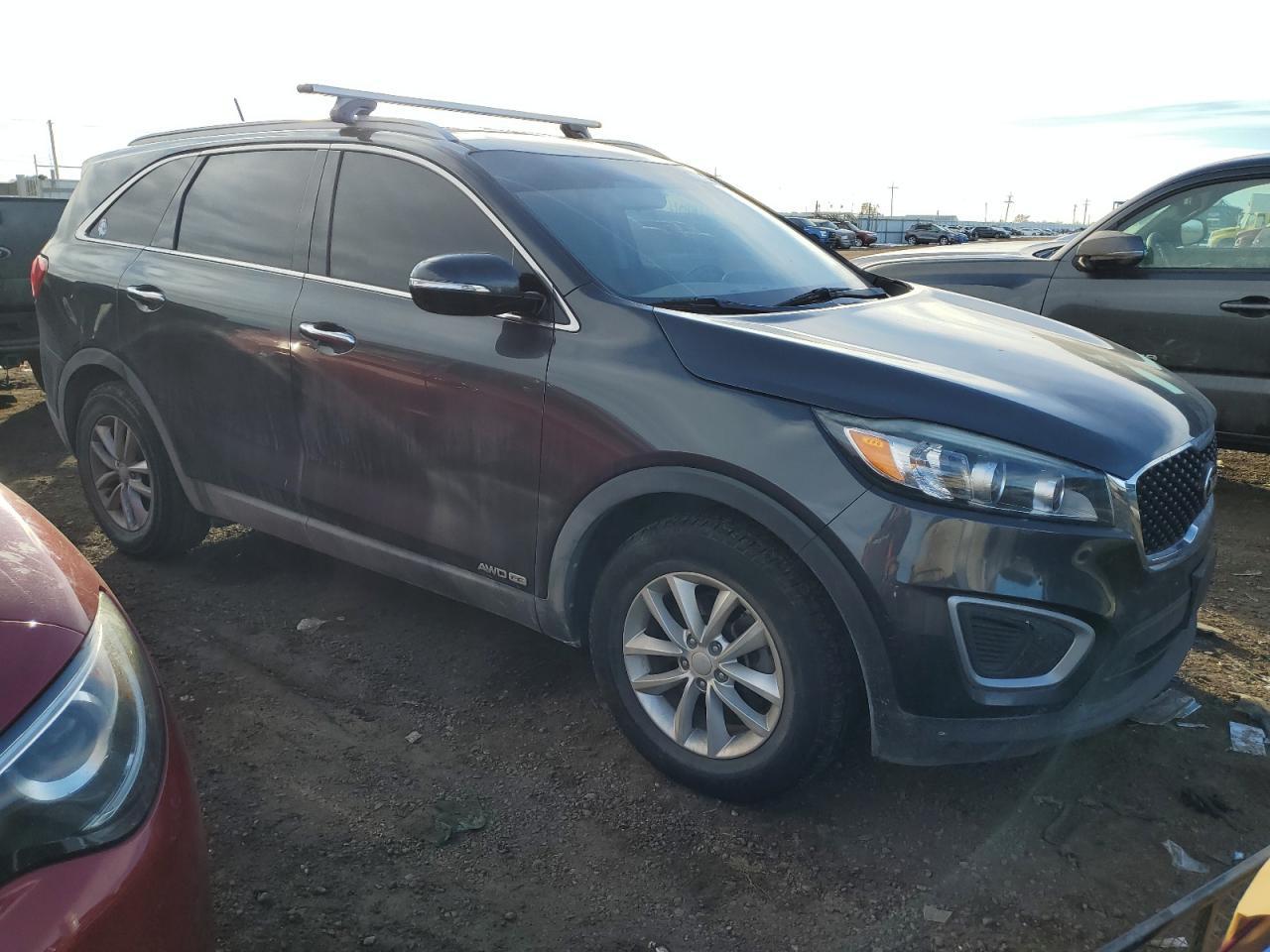 2017 KIA SORENTO LX - Фото 4