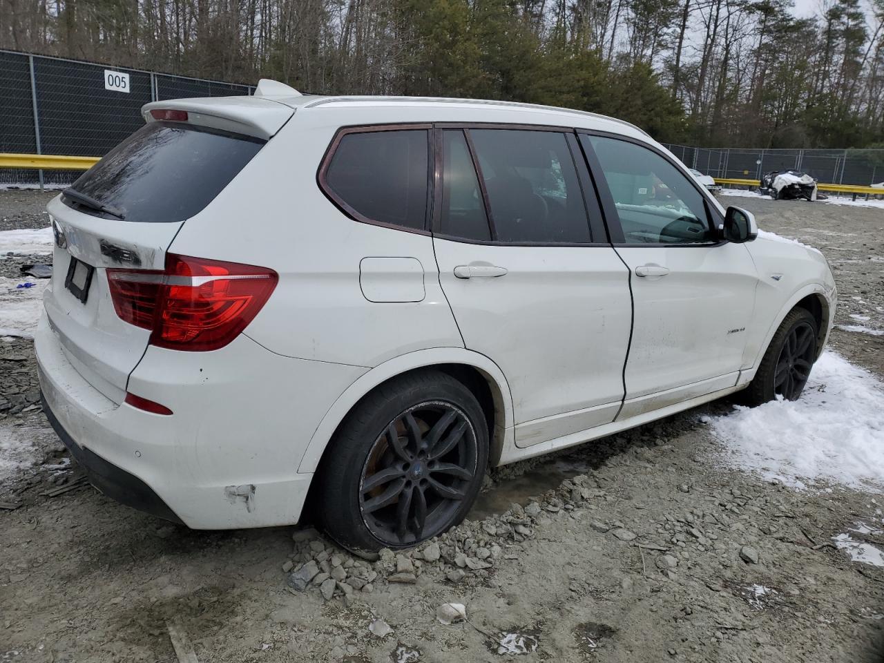 2016 BMW X3 XDRIVE2 - Image 3