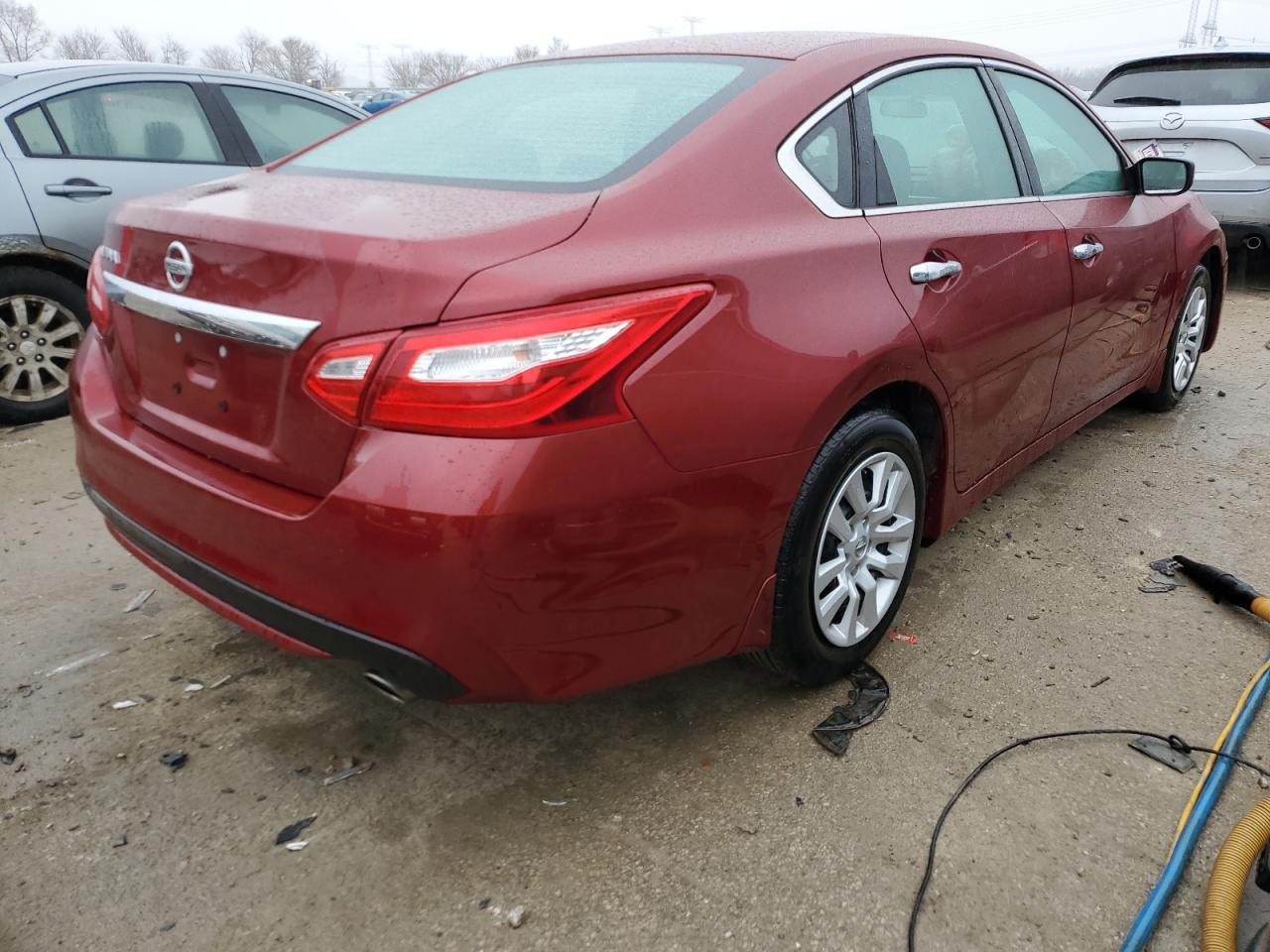 2017 NISSAN ALTIMA 2.5 - Фото 3