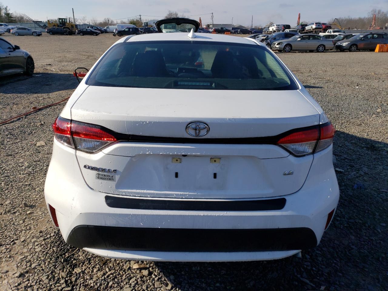 2020 TOYOTA COROLLA LE - Image 6